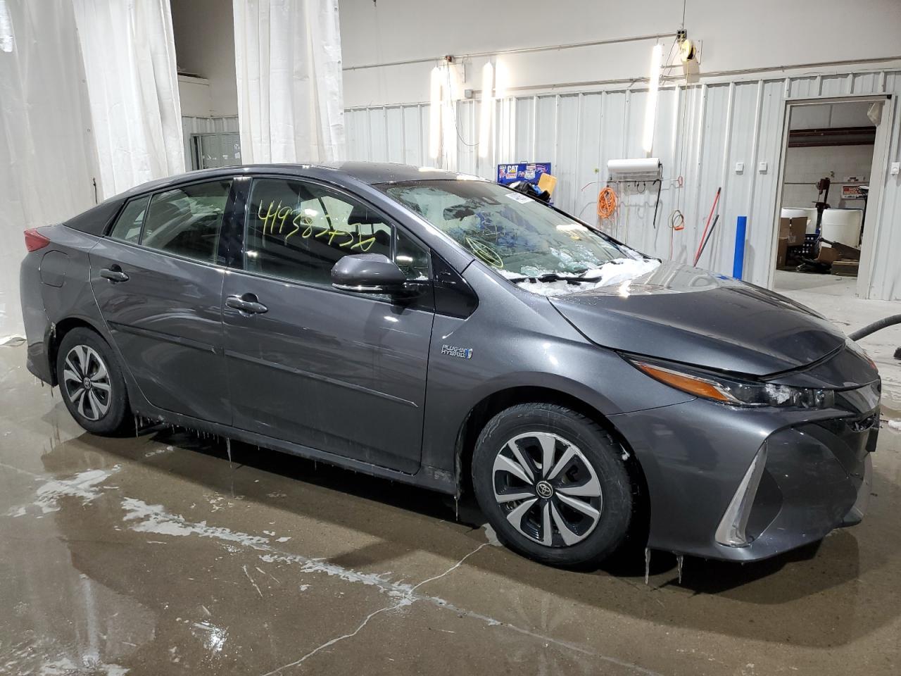 2018 TOYOTA PRIUS PRIM - Image 4