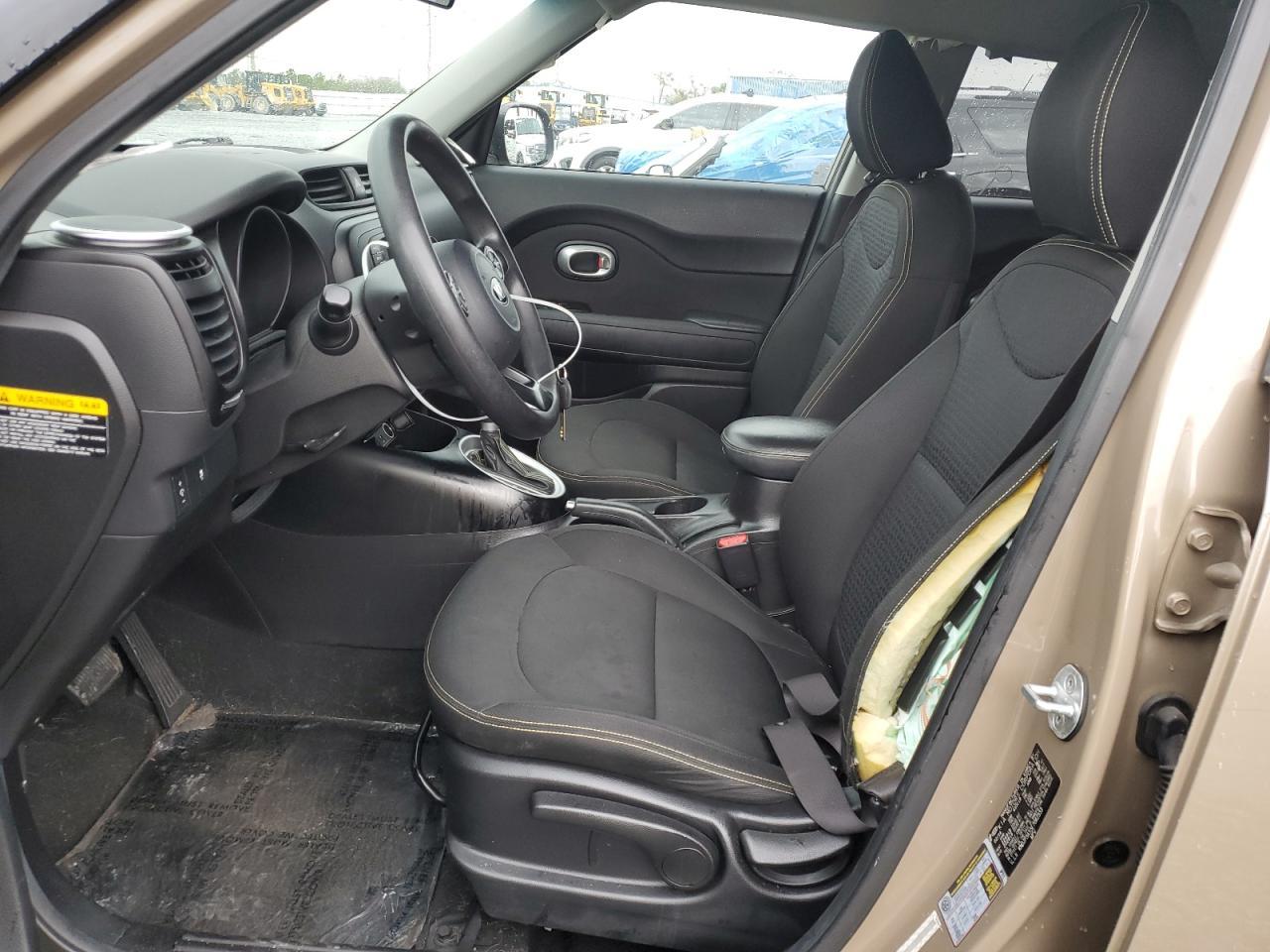 2014 KIA SOUL + - Image 7