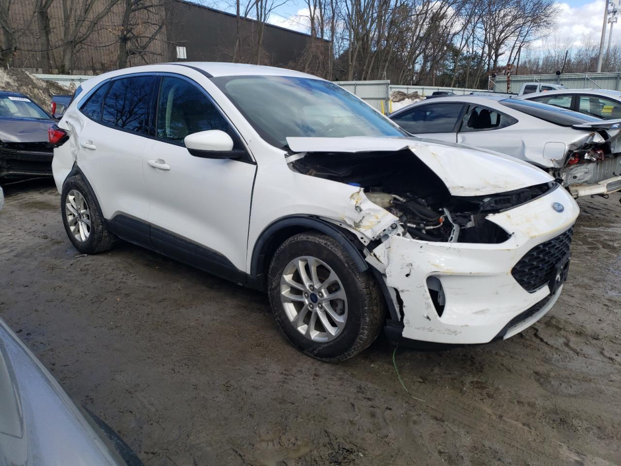 2020 FORD ESCAPE SE - Фото 4