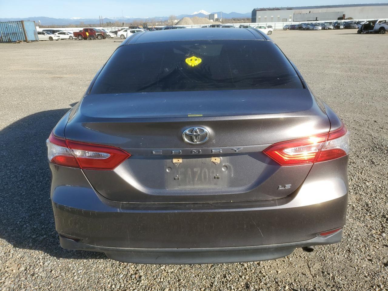 2018 TOYOTA CAMRY L - Фото 6