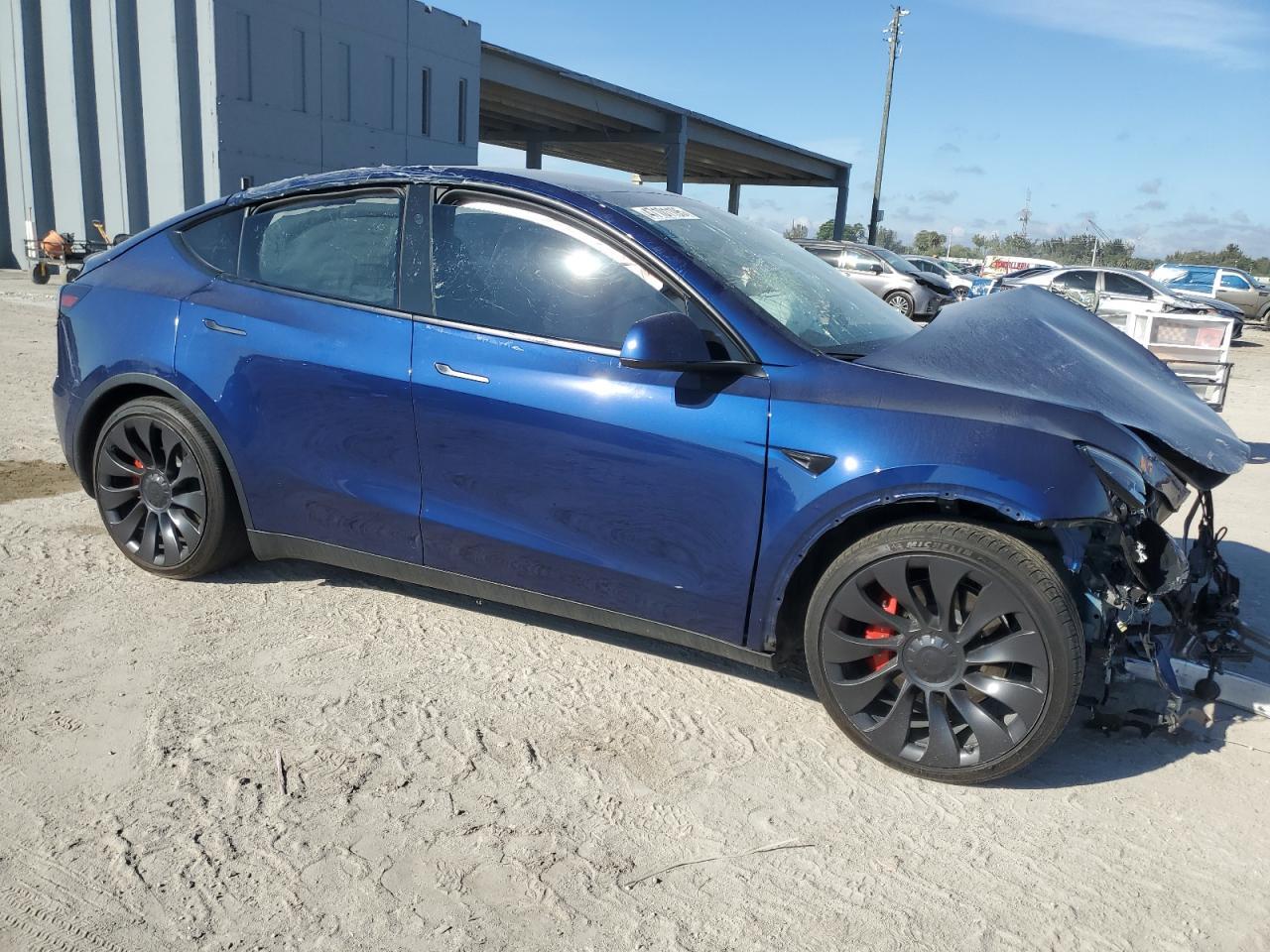 2023 TESLA MODEL Y - Фото 4
