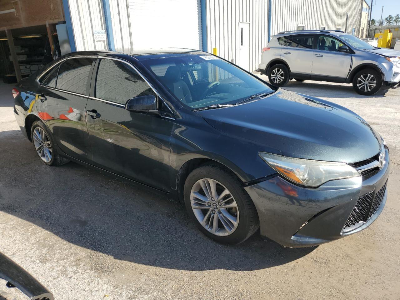 2016 TOYOTA CAMRY LE - Image 4