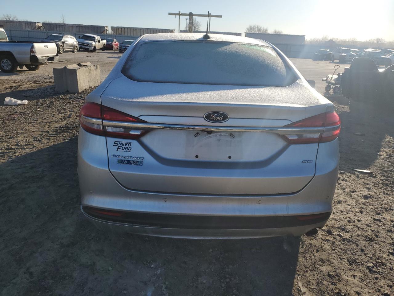 2017 FORD FUSION SE - Фото 6