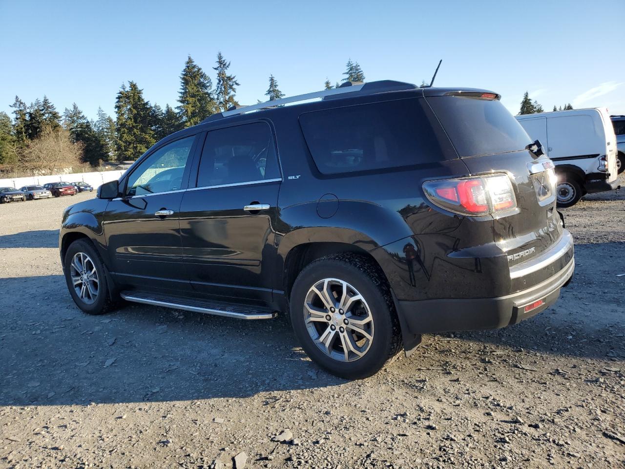 2016 GMC ACADIA SLT - Image 2