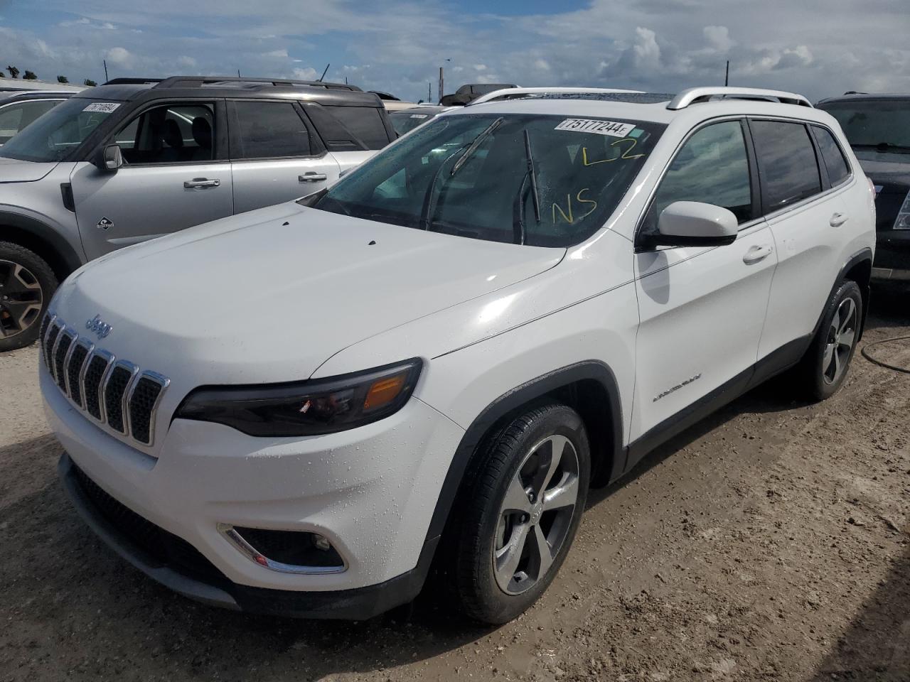 2019 JEEP CHEROKEE L
