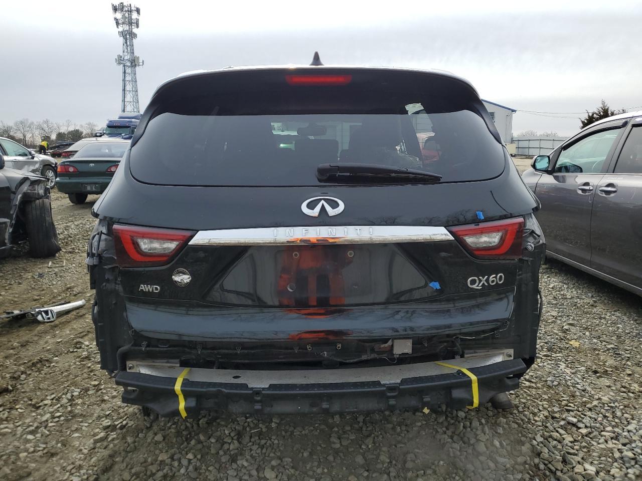 2019 INFINITI QX60 LUXE - Image 6