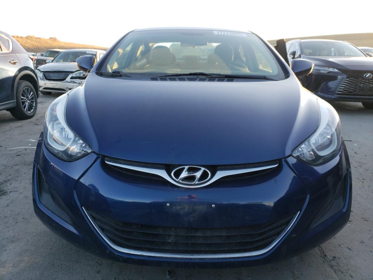 2015 HYUNDAI ELANTRA SE - Image 5
