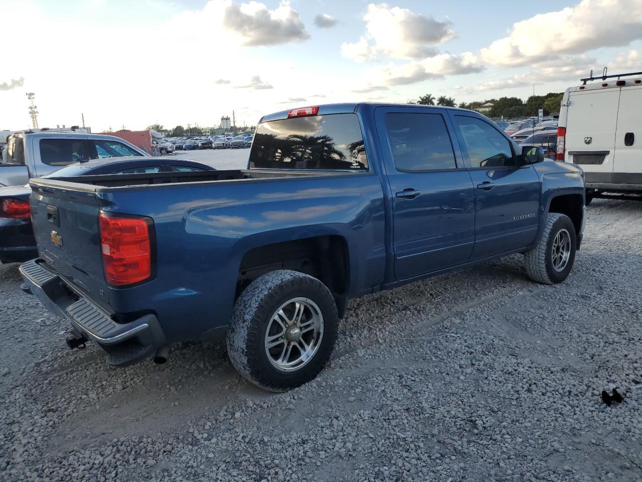 2016 CHEVROLET SILVERADO - Фото 3