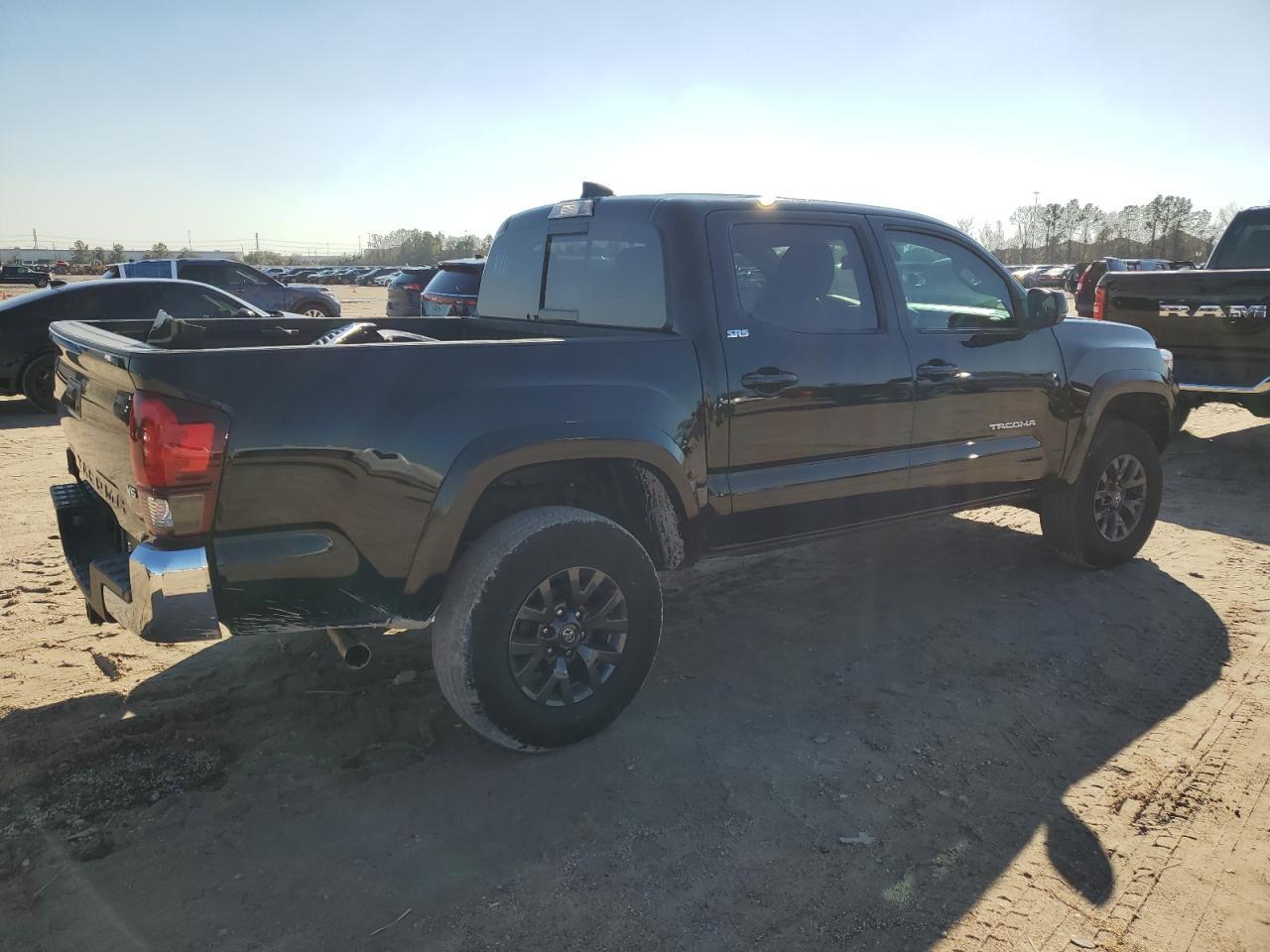 2023 TOYOTA TACOMA DOU - Фото 3