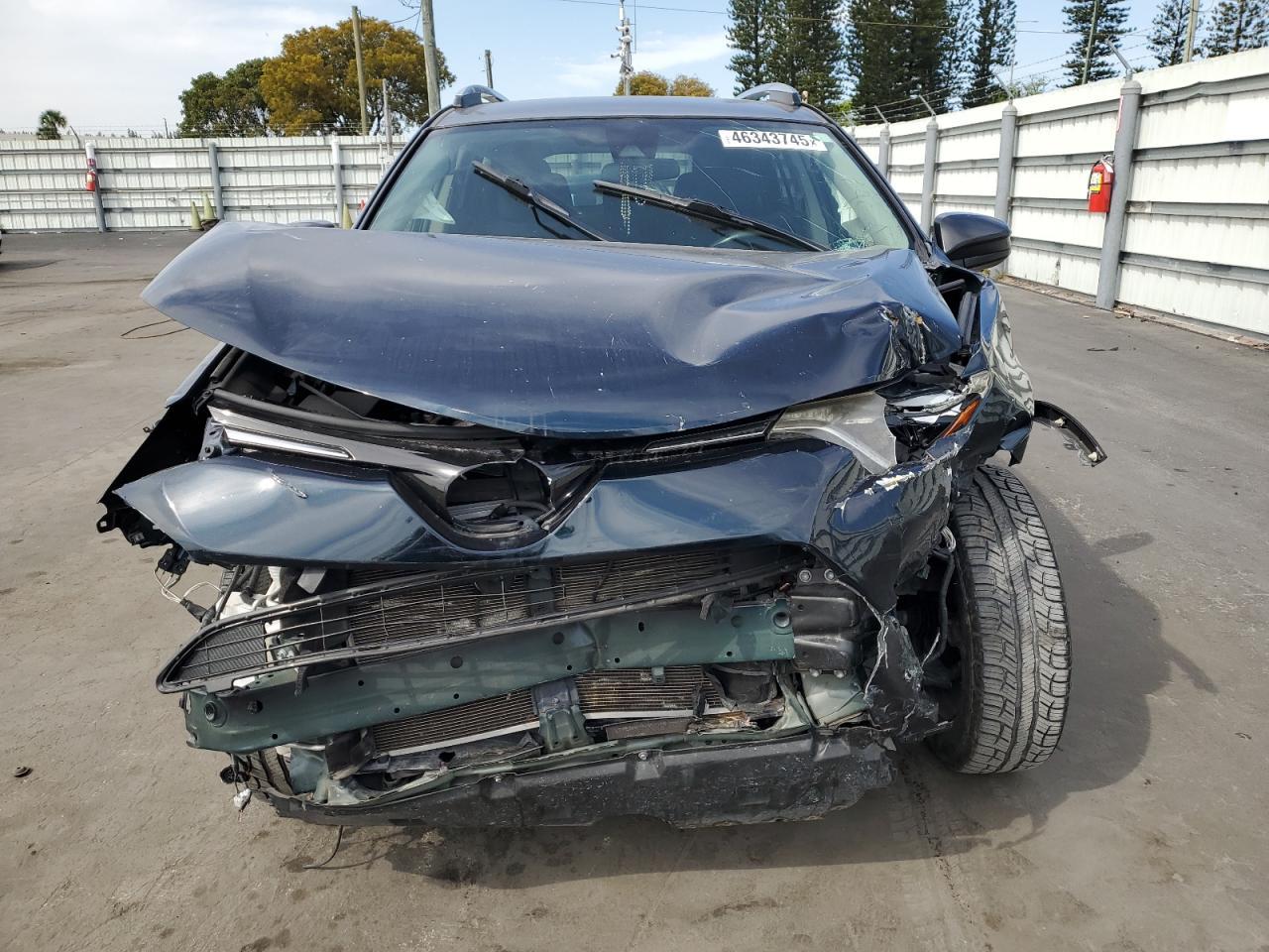 2018 TOYOTA RAV4 LE - Image 5