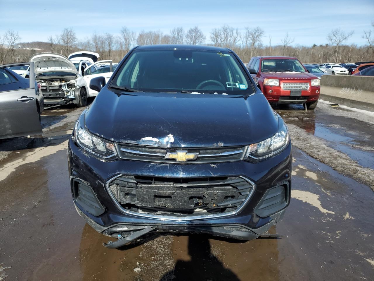 2021 CHEVROLET TRAX LS - Image 5