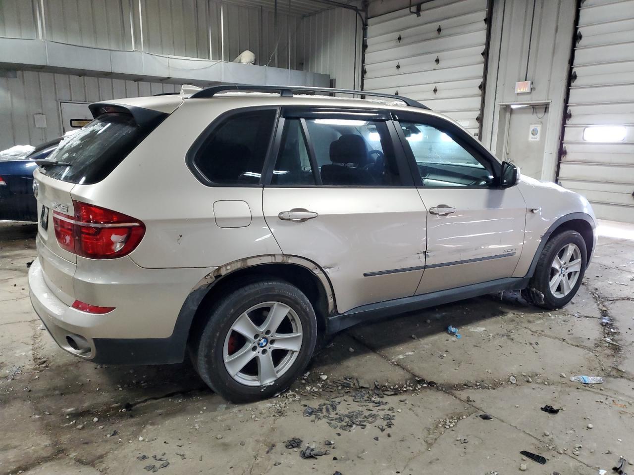 2013 BMW X5 XDRIVE3 - Фото 3