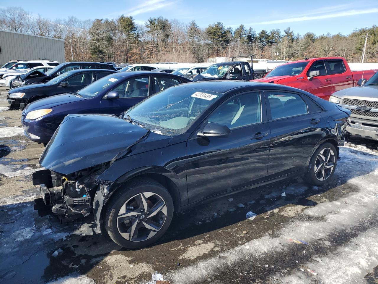 2023 HYUNDAI ELANTRA SE