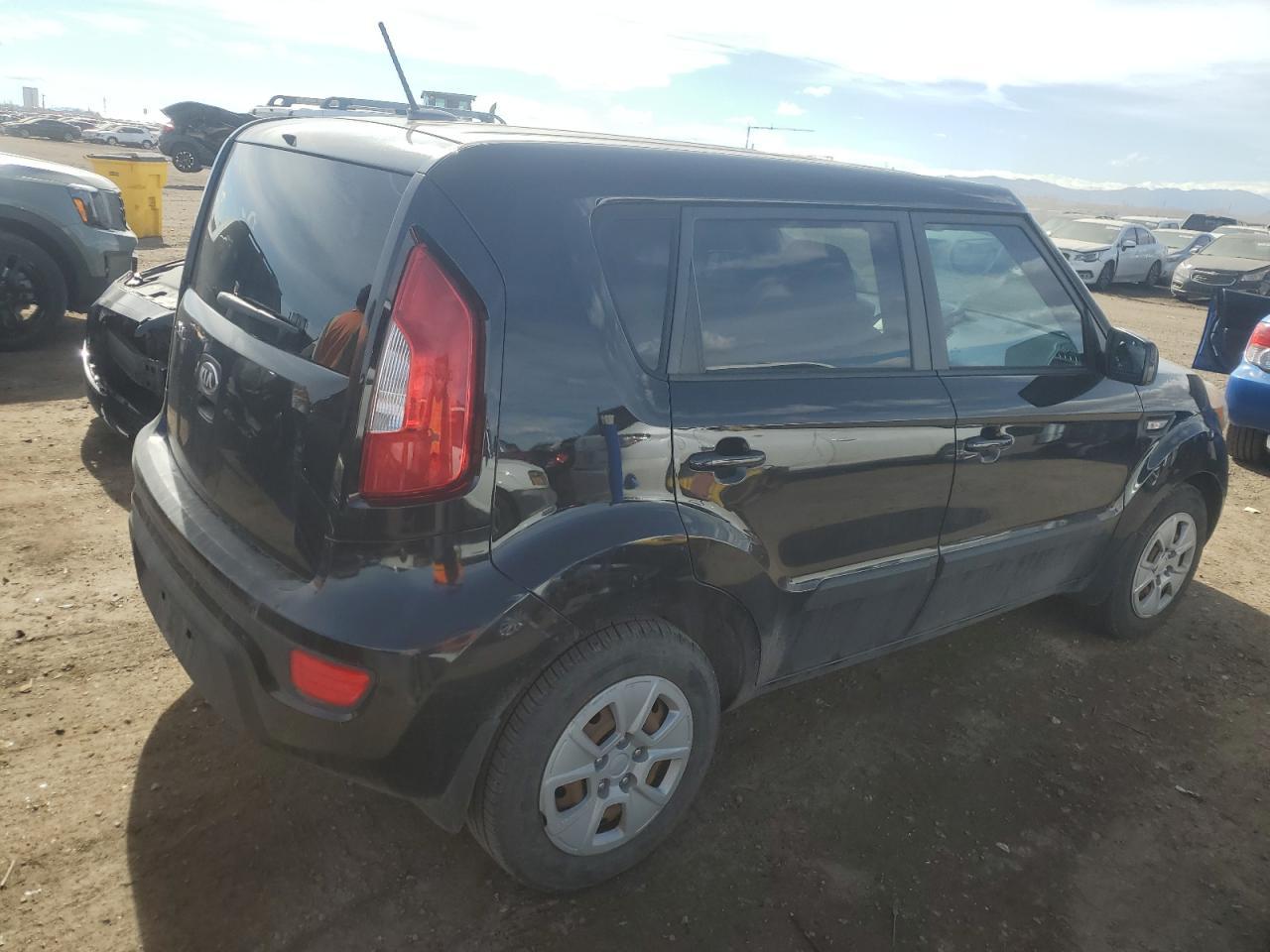 2013 KIA SOUL - Image 3