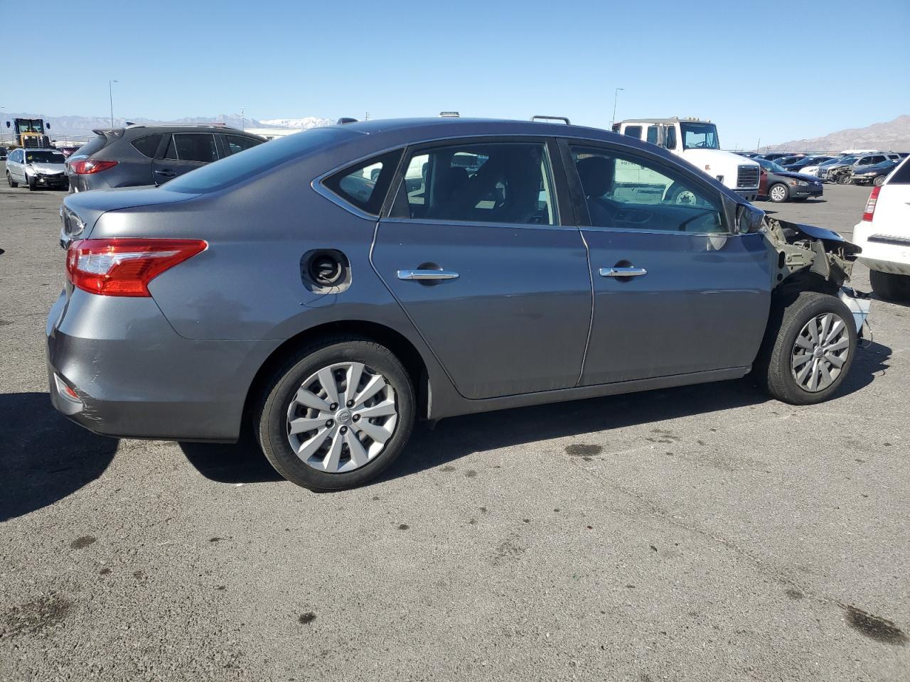 2017 NISSAN SENTRA S - Фото 3