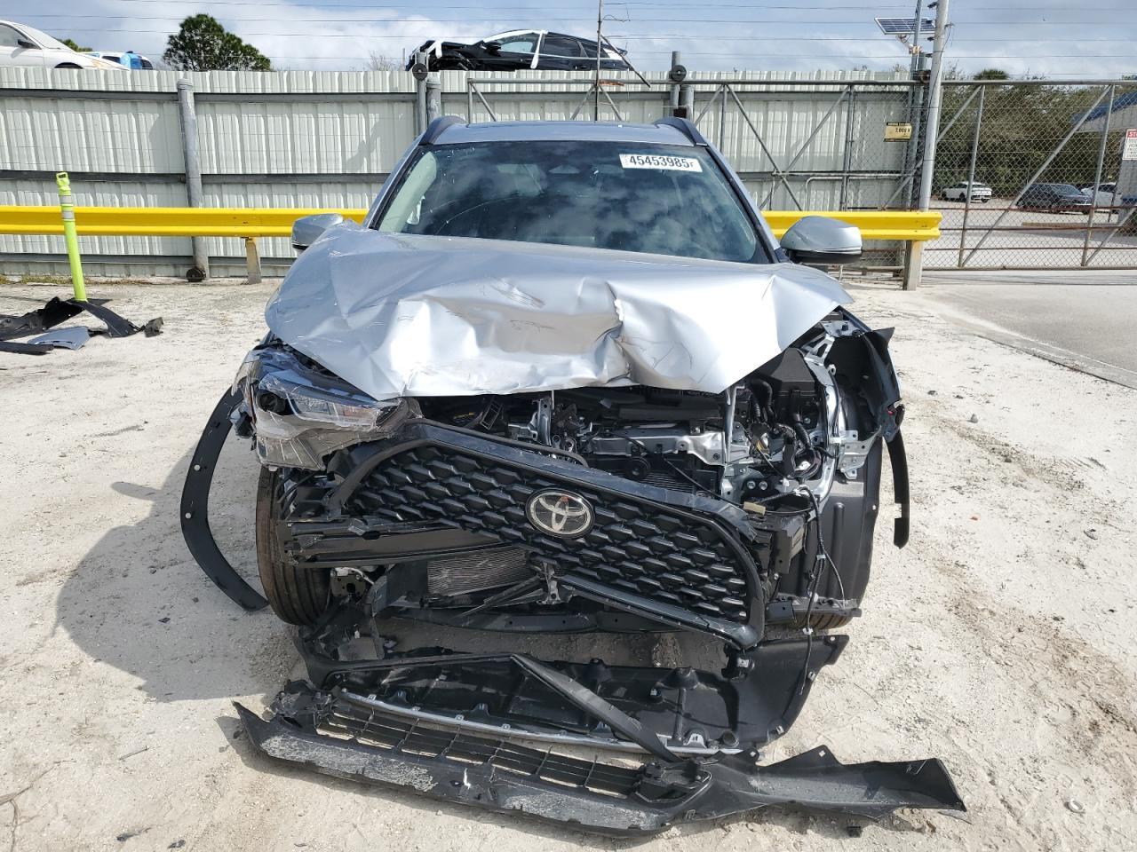 2024 TOYOTA COROLLA CR - Image 5