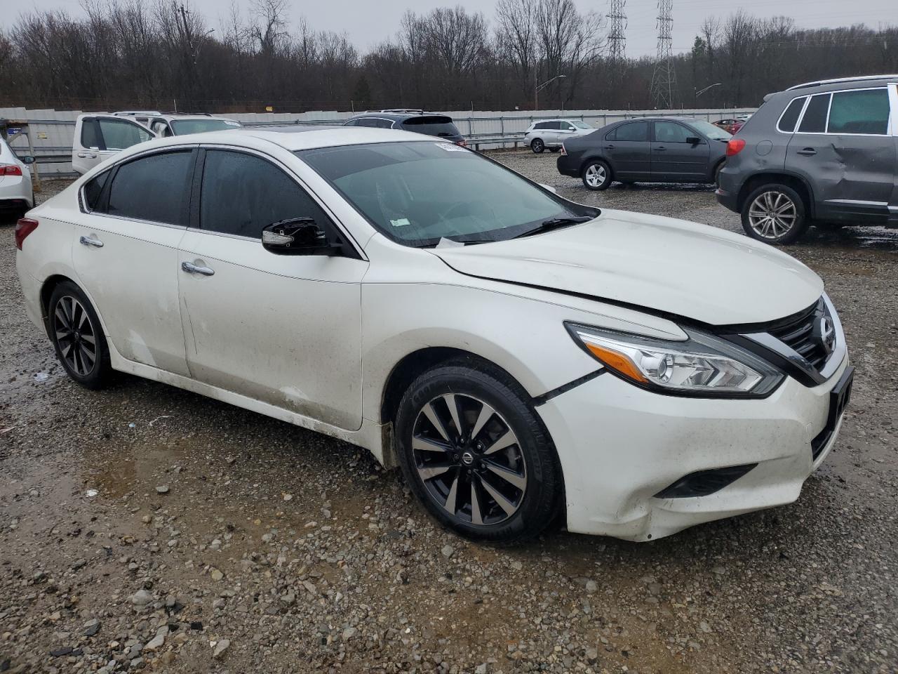 2018 NISSAN ALTIMA 2.5 - Фото 4