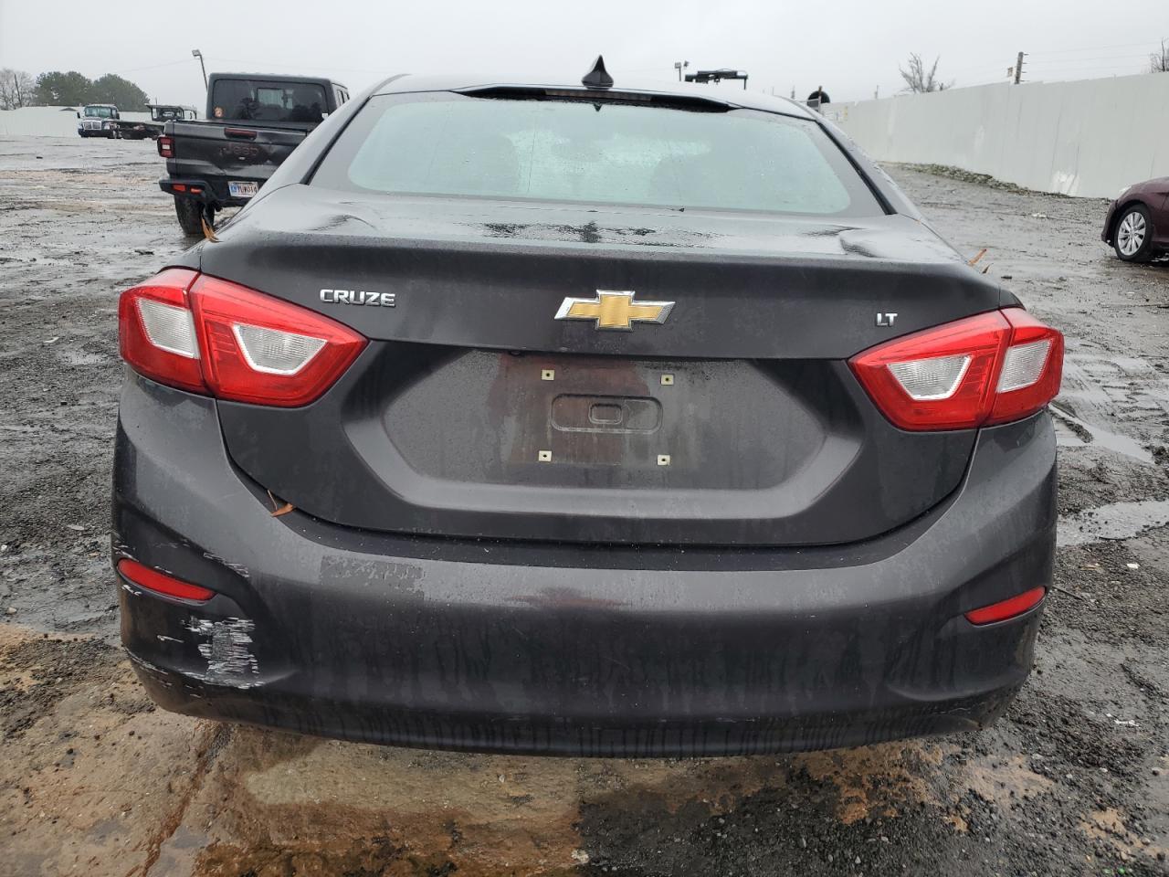 2017 CHEVROLET CRUZE LT - Image 6