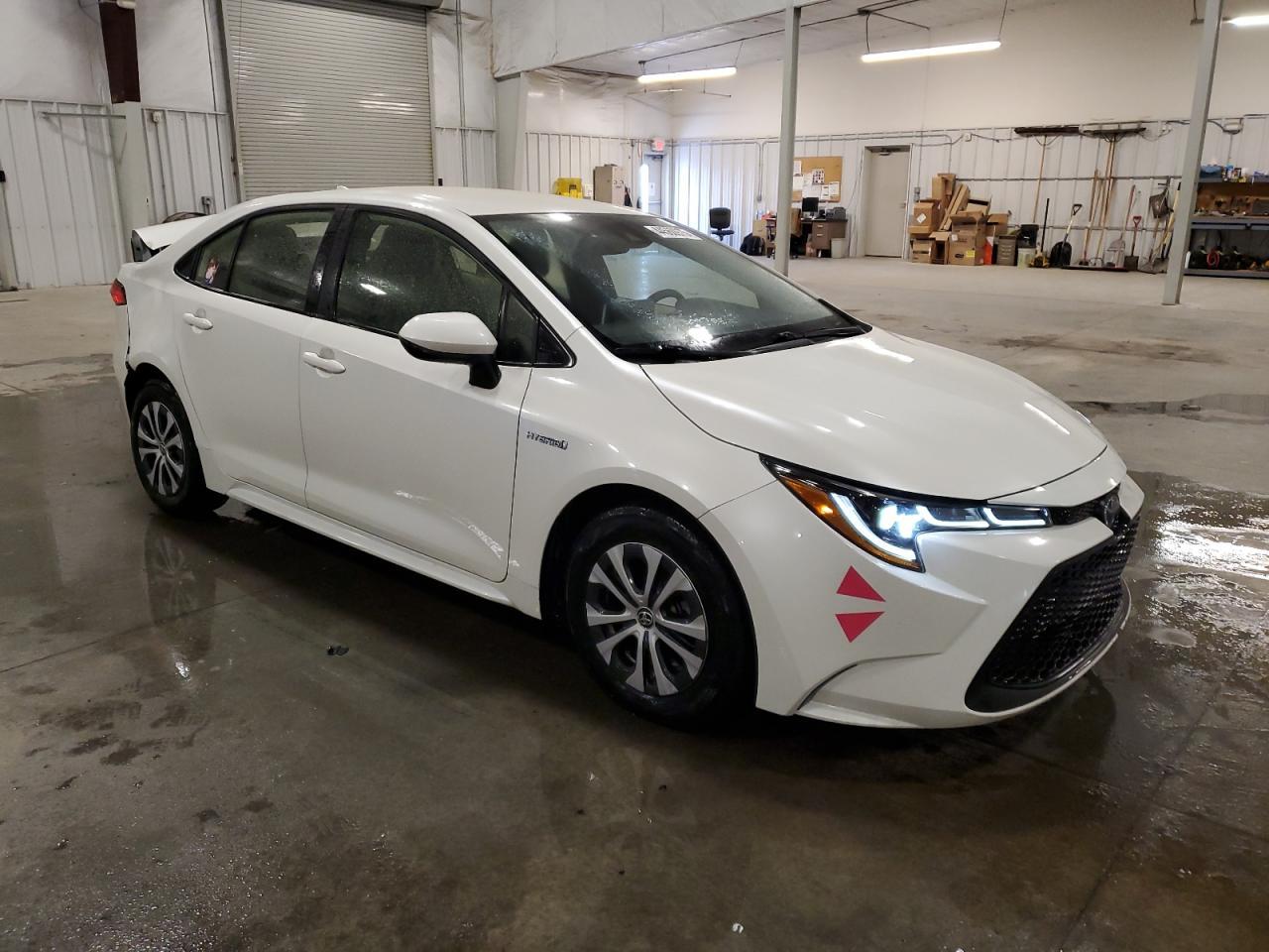 2021 TOYOTA COROLLA LE - Image 4