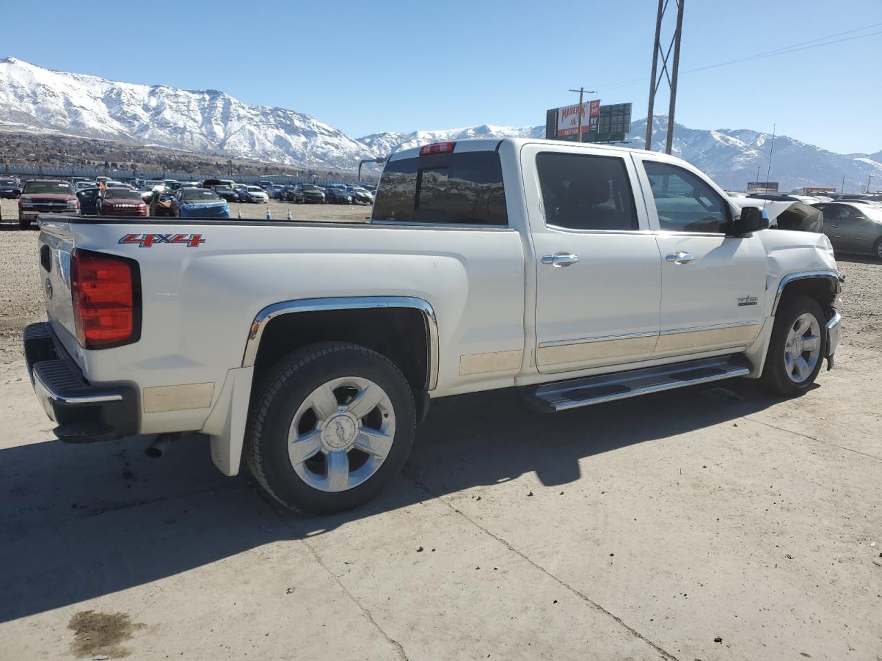 2015 CHEVROLET SILVERADO - Фото 3