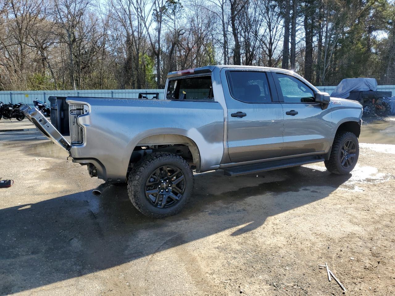 2021 CHEVROLET SILVERADO - Фото 3
