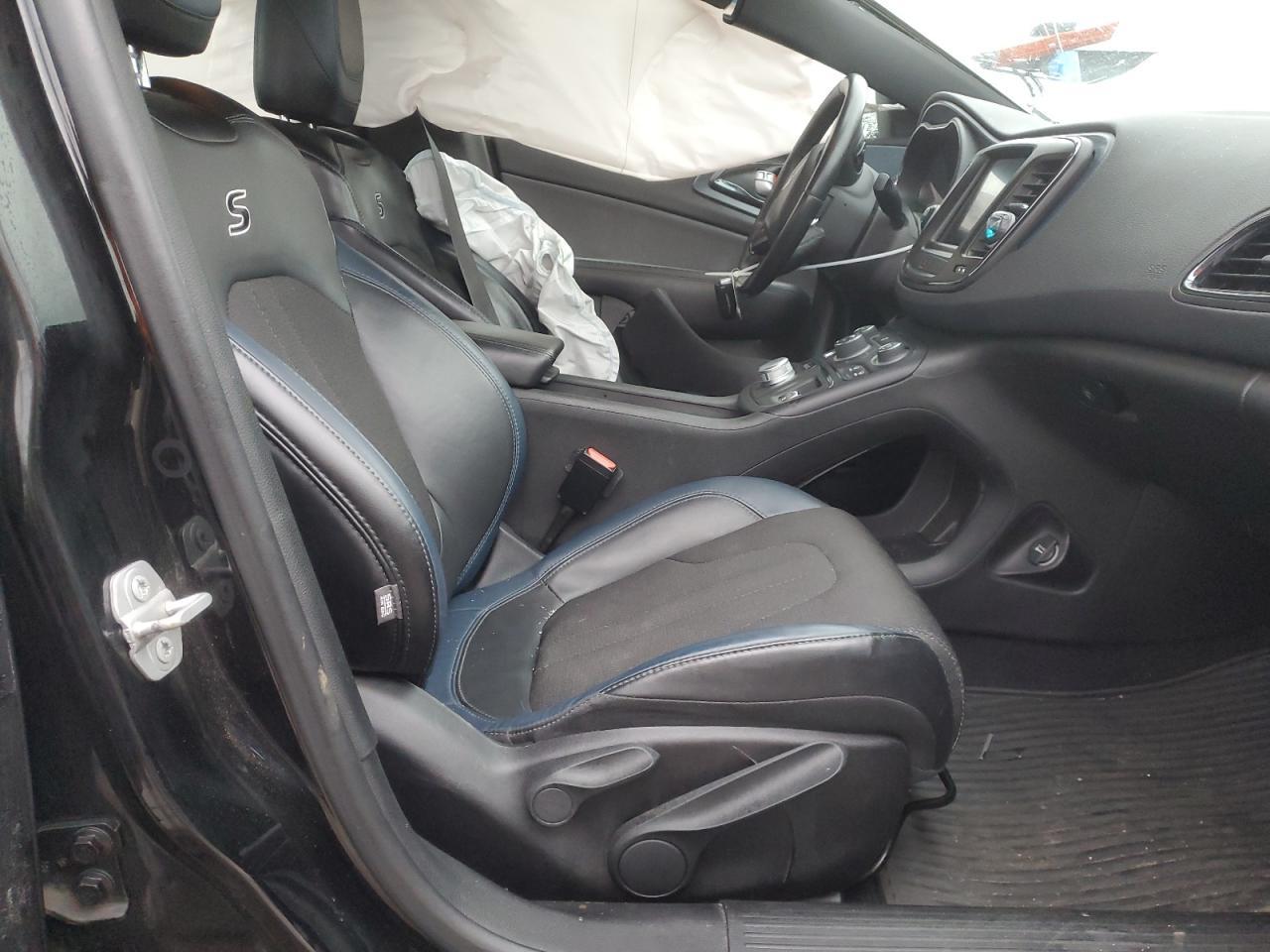 2015 CHRYSLER 200 S - Image 7