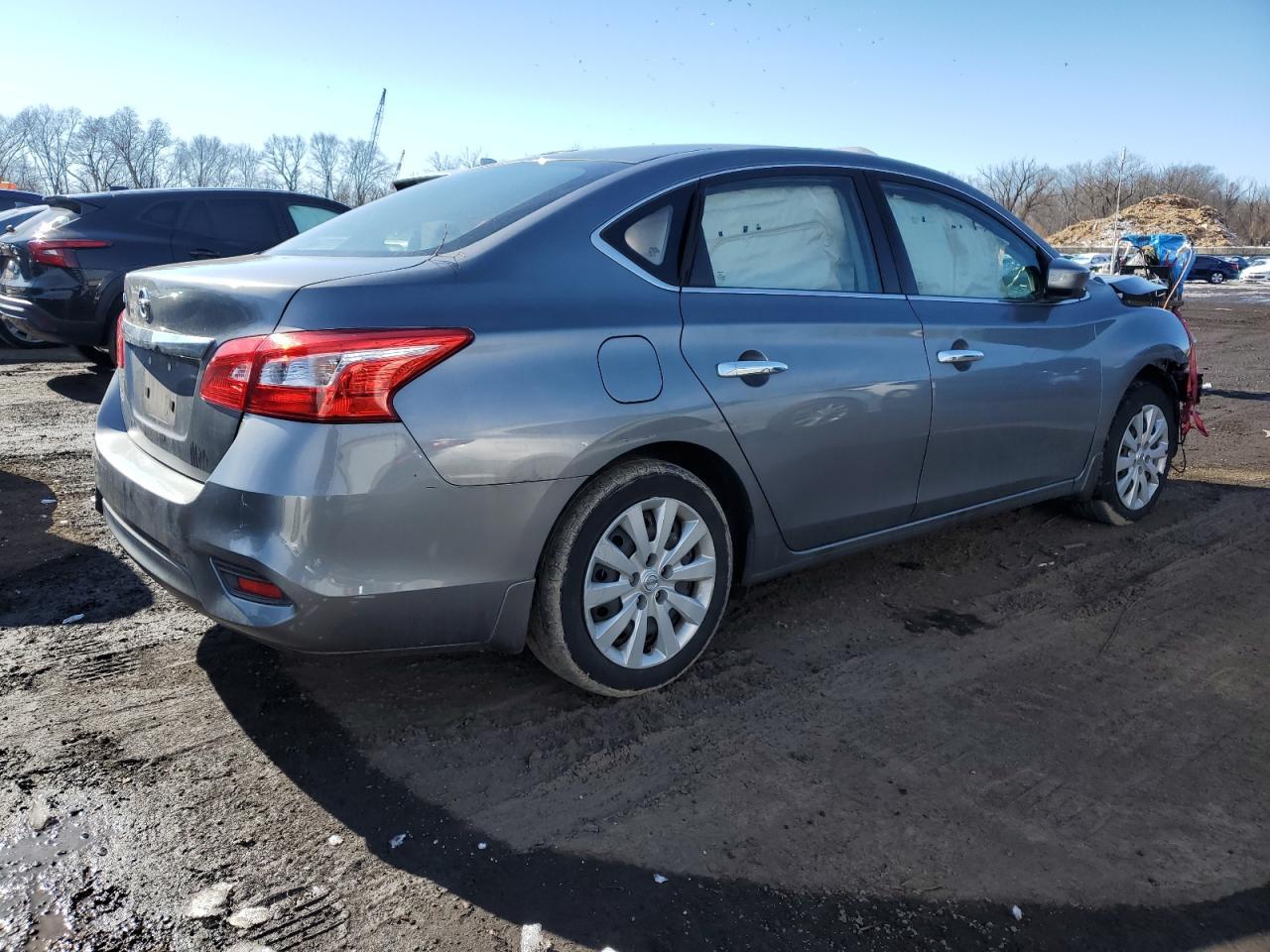 2017 NISSAN SENTRA S - Фото 3