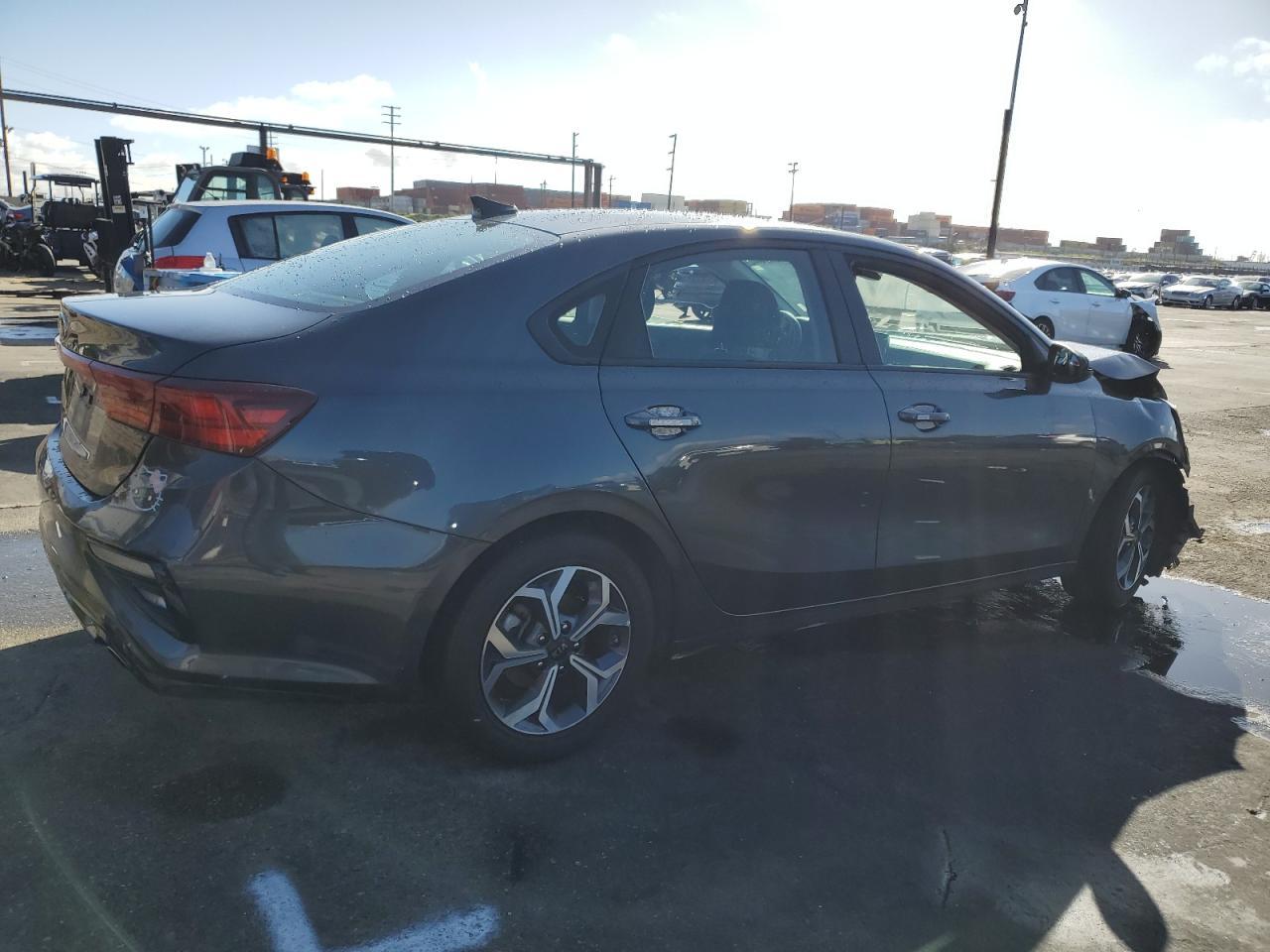 2021 KIA FORTE FE - Фото 3