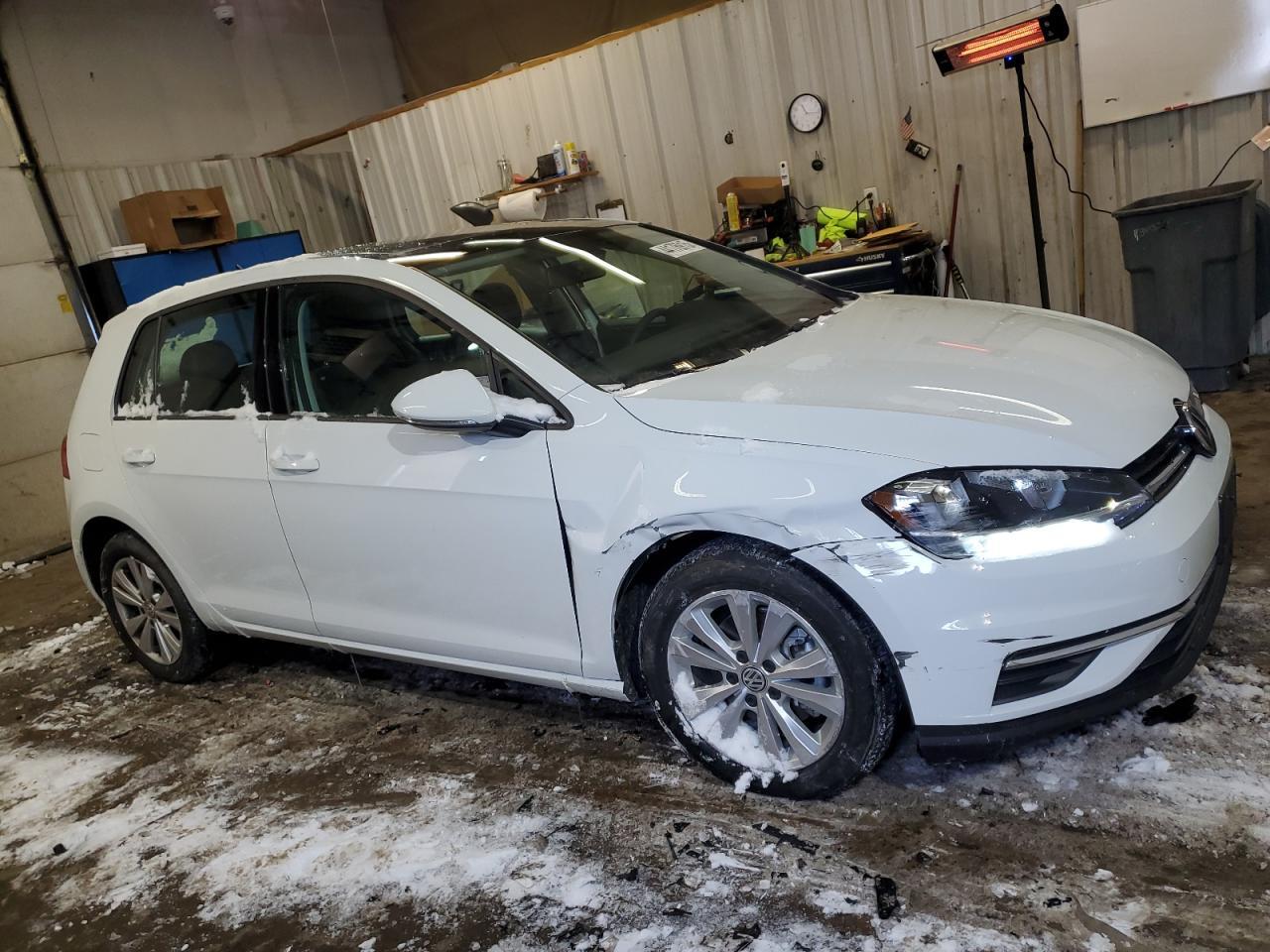 2021 VOLKSWAGEN GOLF - Фото 4