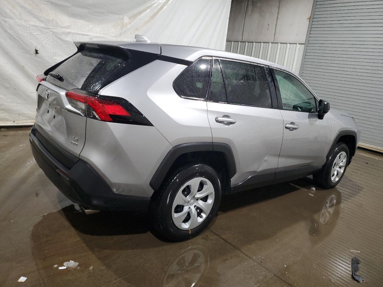 2023 TOYOTA RAV4 LE - Image 3