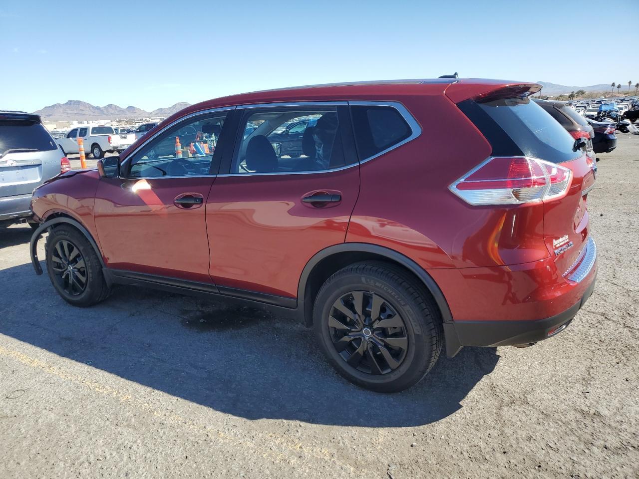 2016 NISSAN ROGUE S - Фото 2