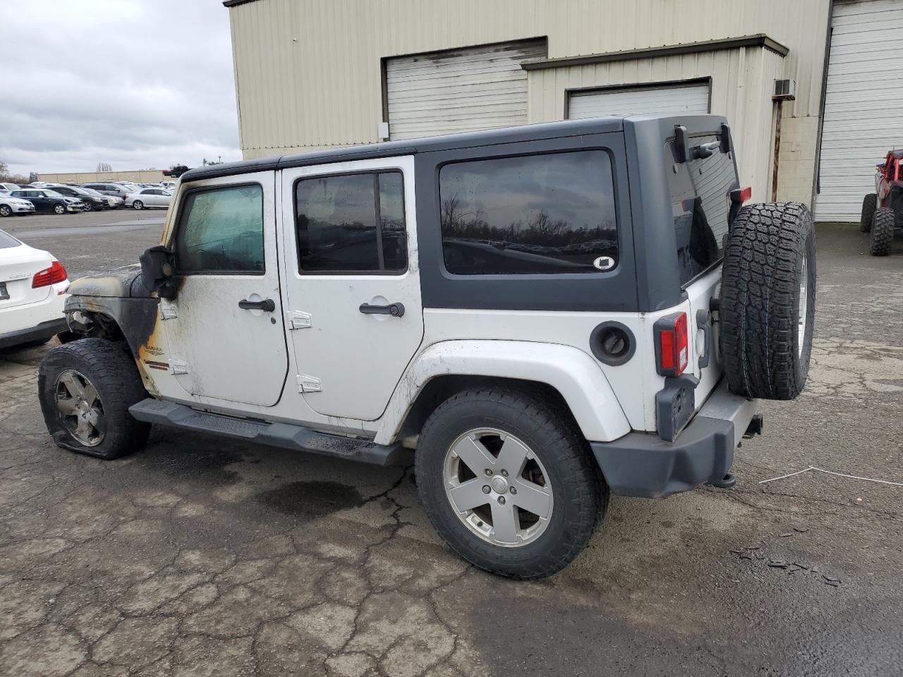 2012 JEEP WRANGLER U - Image 2