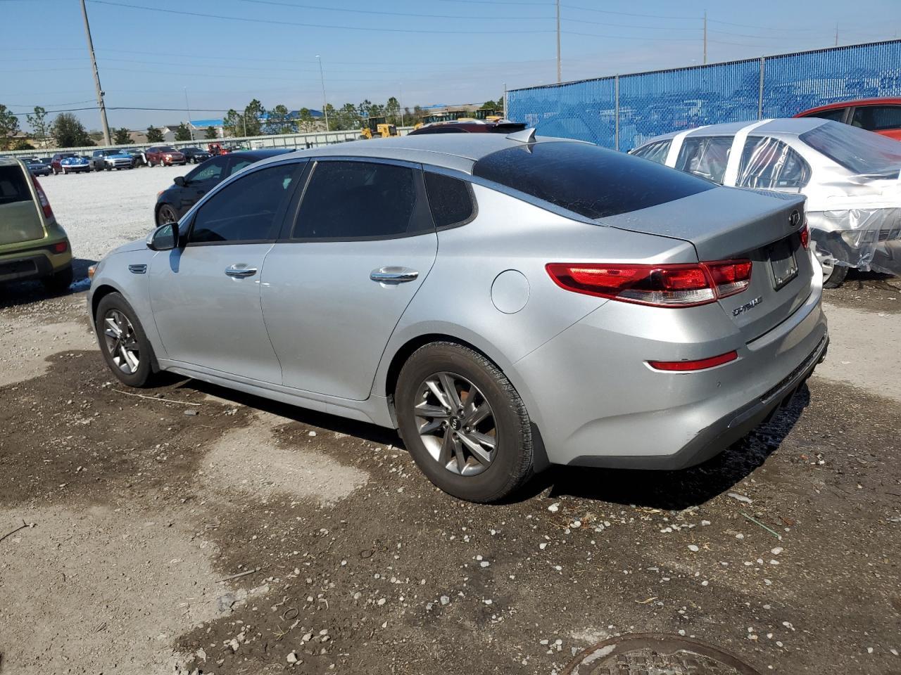 2019 KIA OPTIMA LX - Фото 2