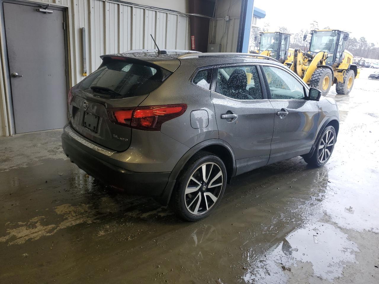2017 NISSAN ROGUE SPOR - Image 3