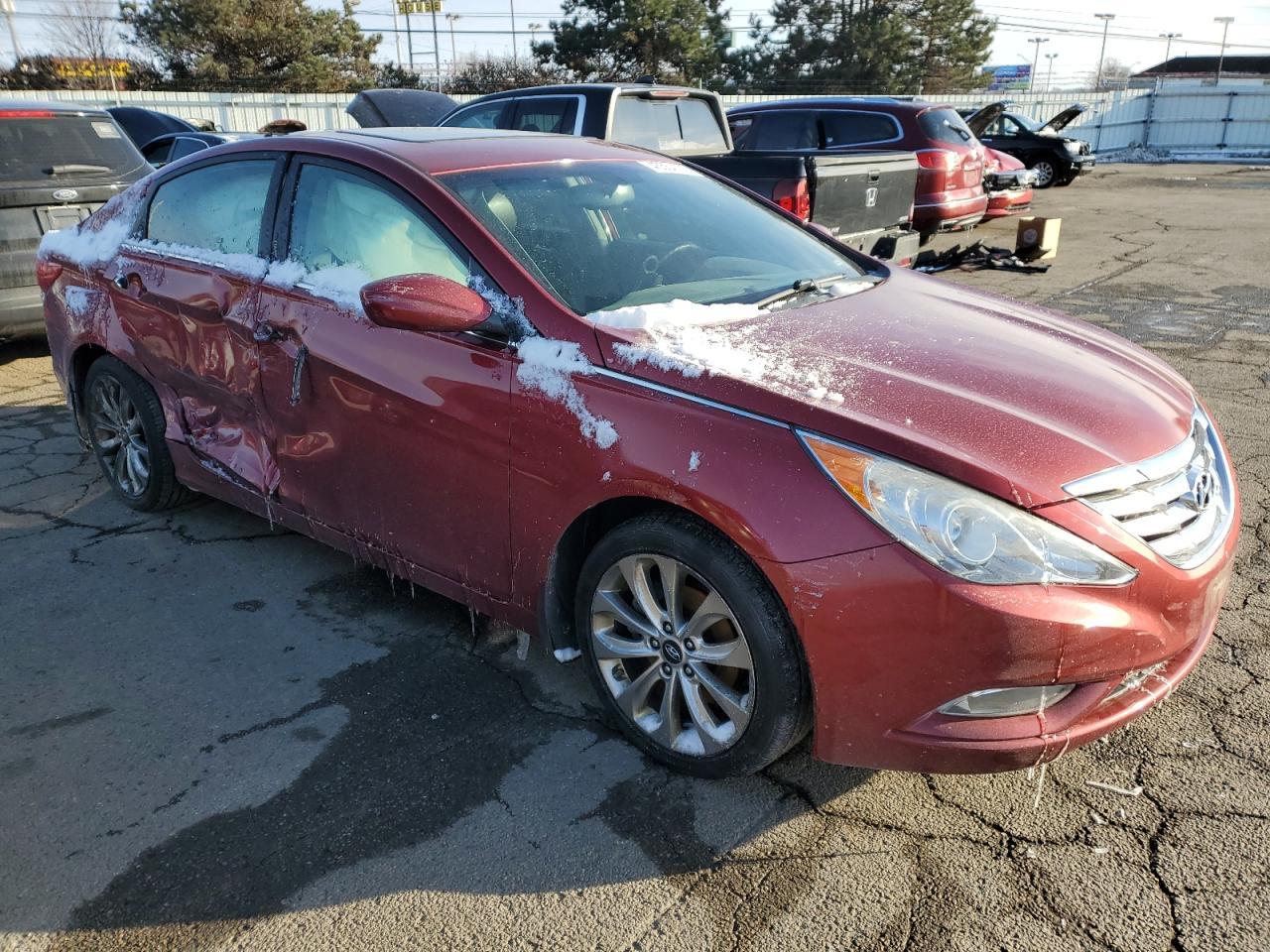 2013 HYUNDAI SONATA SE - Фото 4