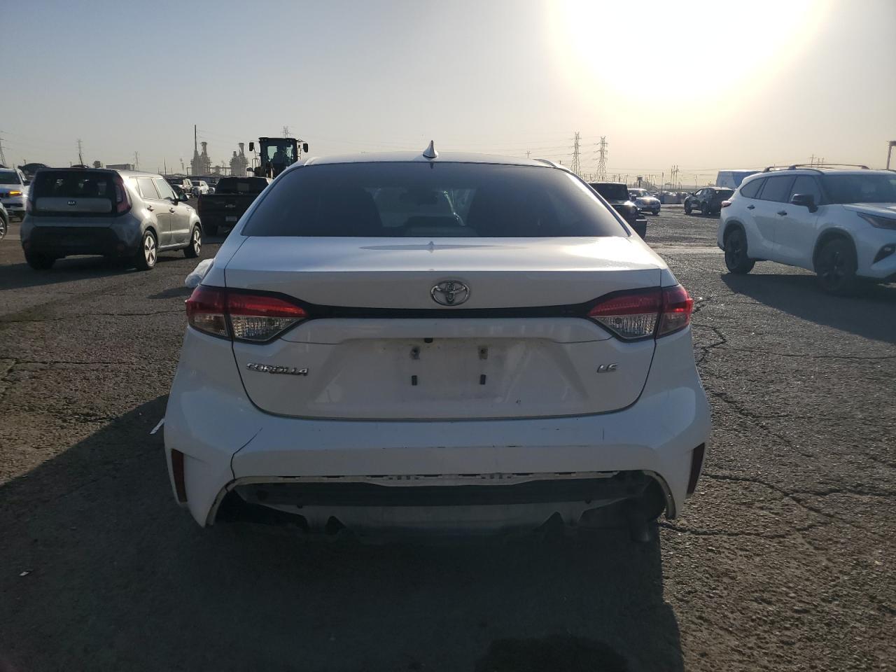 2022 TOYOTA COROLLA LE - Image 6