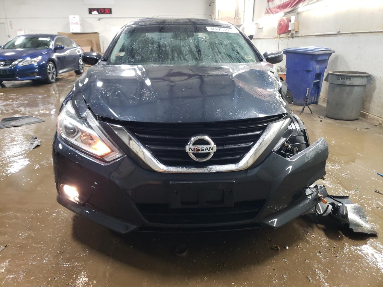 2017 NISSAN ALTIMA 2.5 - Image 5