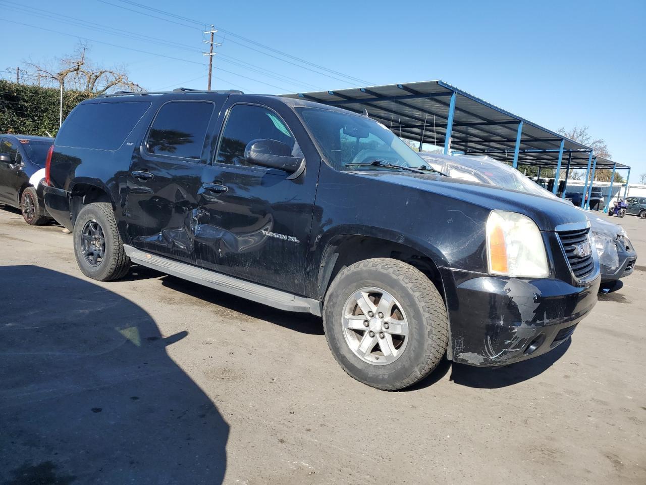2012 GMC YUKON XL K - Image 4