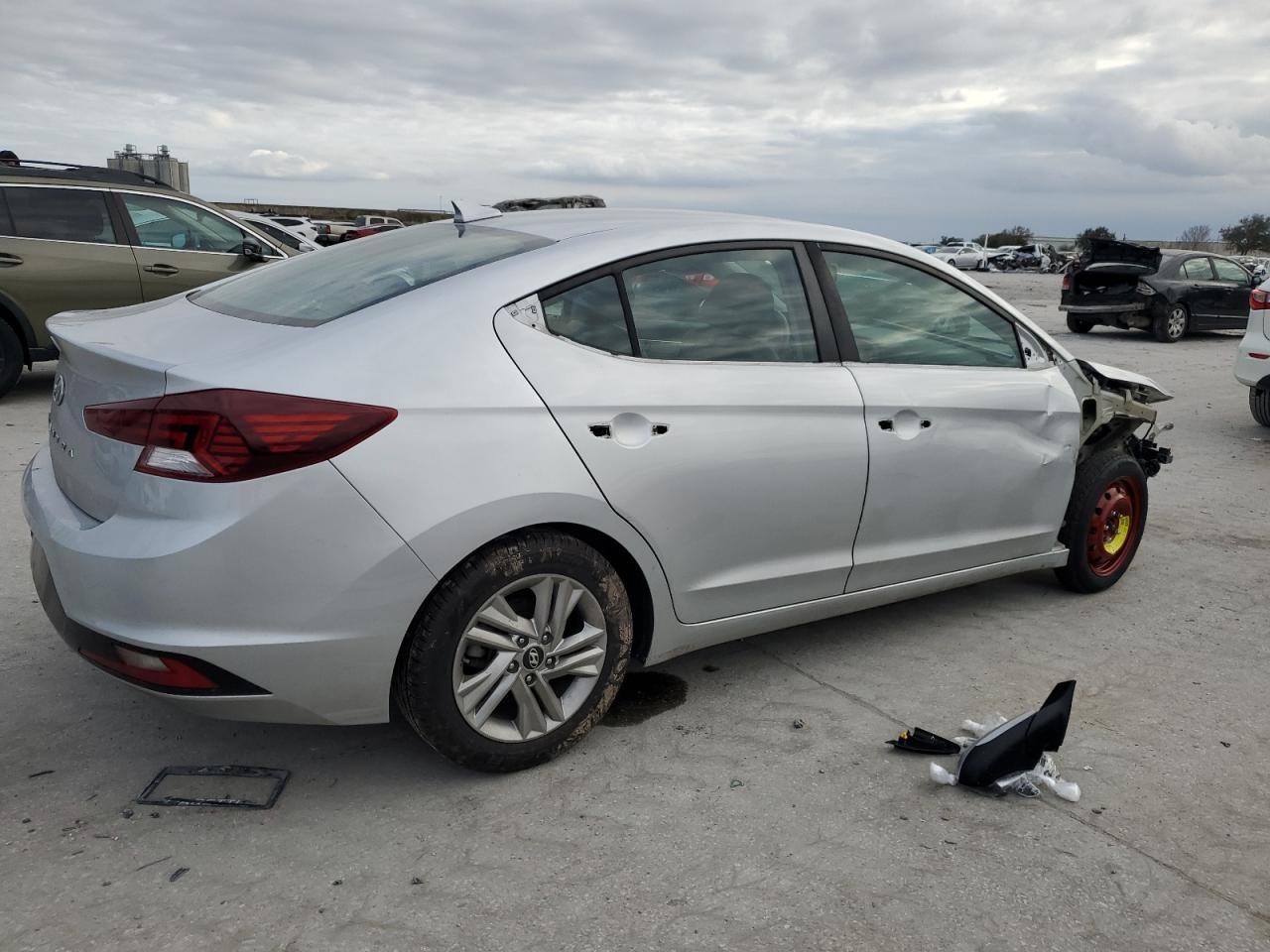 2019 HYUNDAI ELANTRA SE - Image 3
