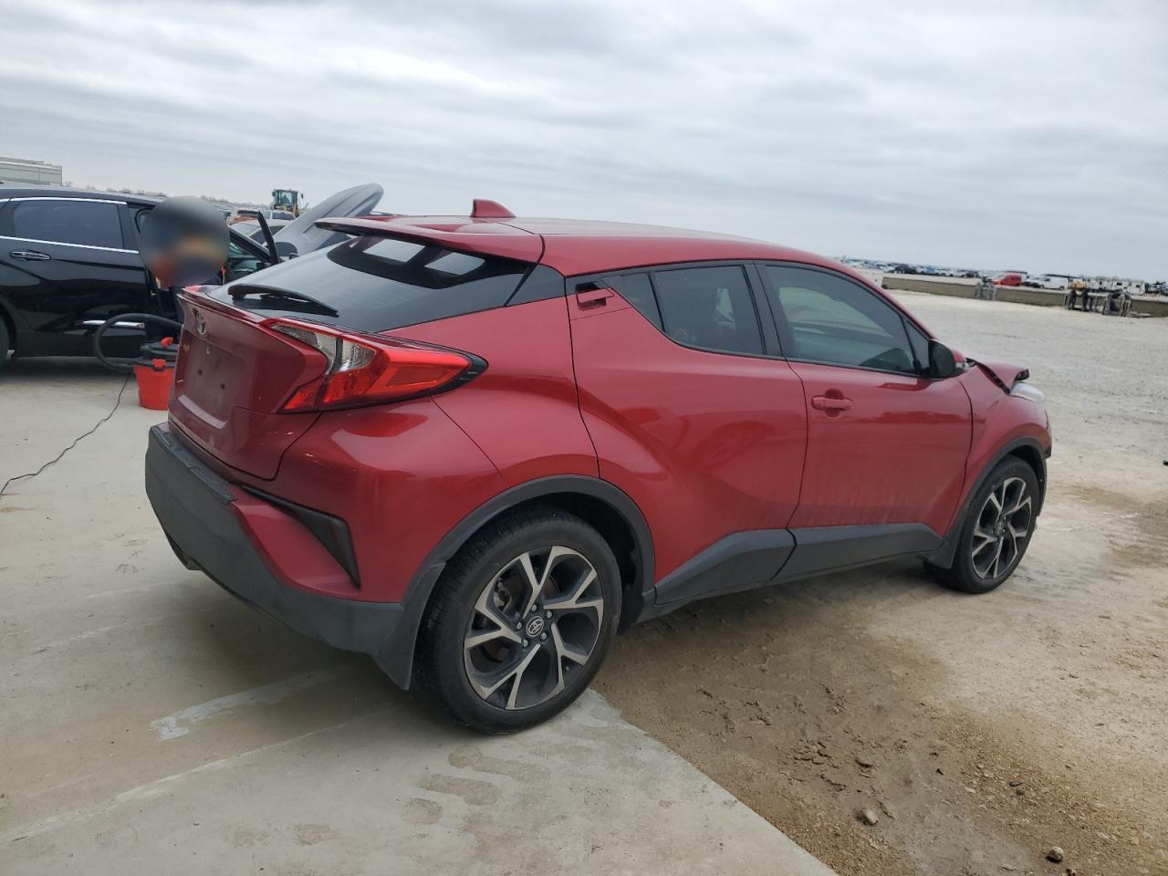 2021 TOYOTA C-HR XLE - Image 3