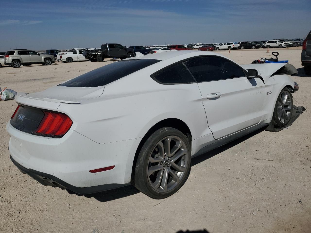 2021 FORD MUSTANG GT - Фото 3