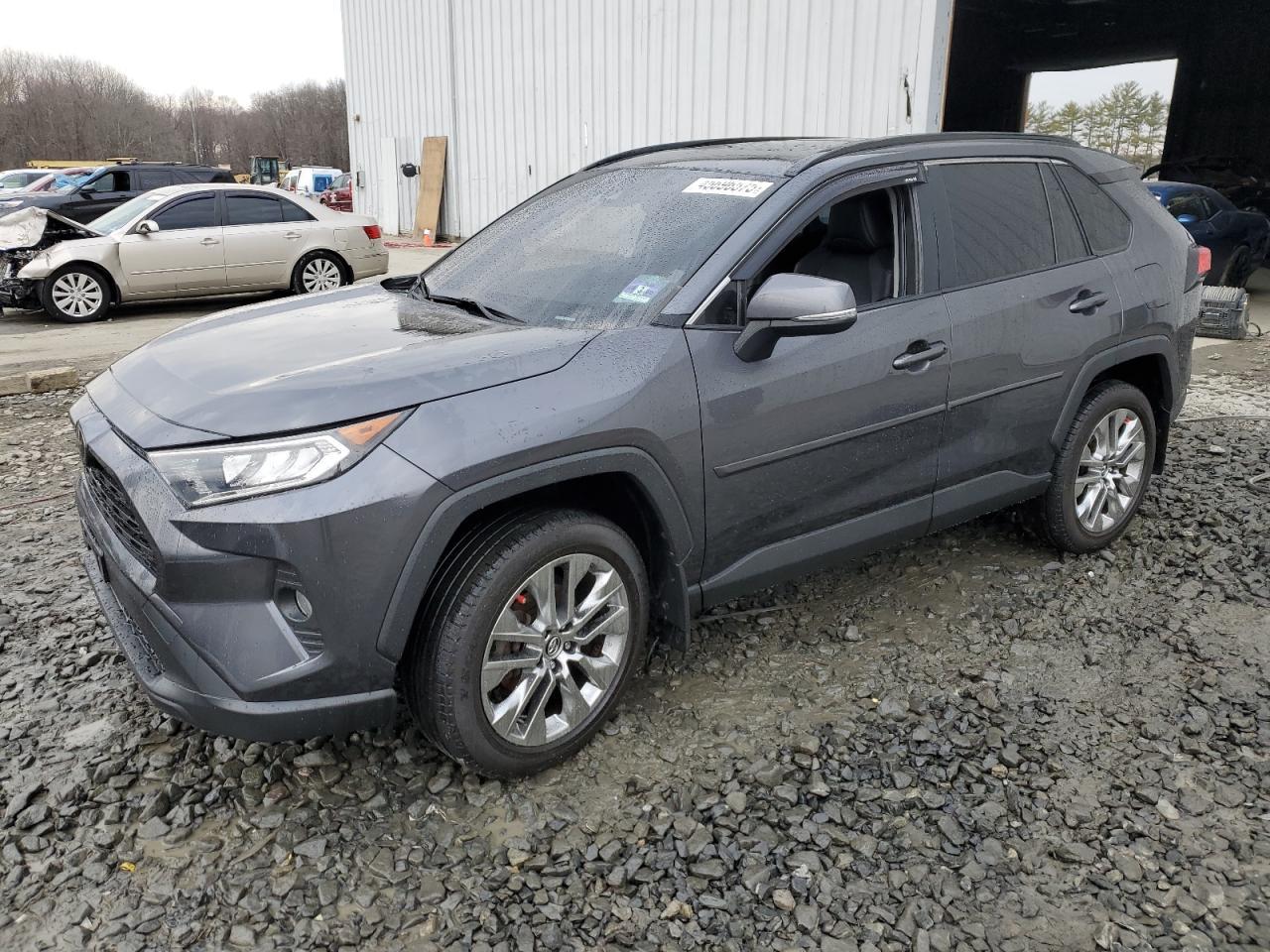 2019 TOYOTA RAV4 XLE P