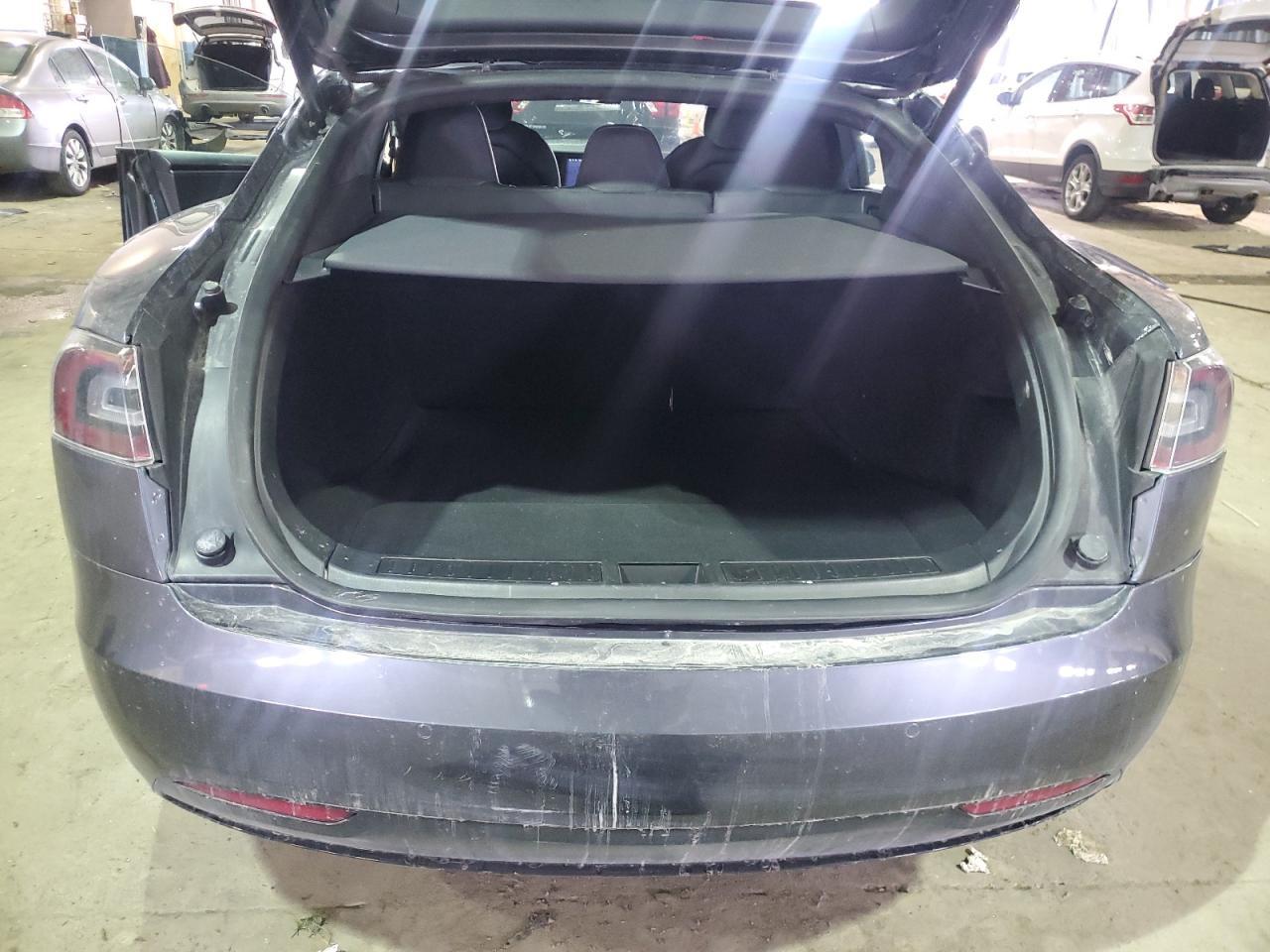 2020 TESLA MODEL S - Фото 6