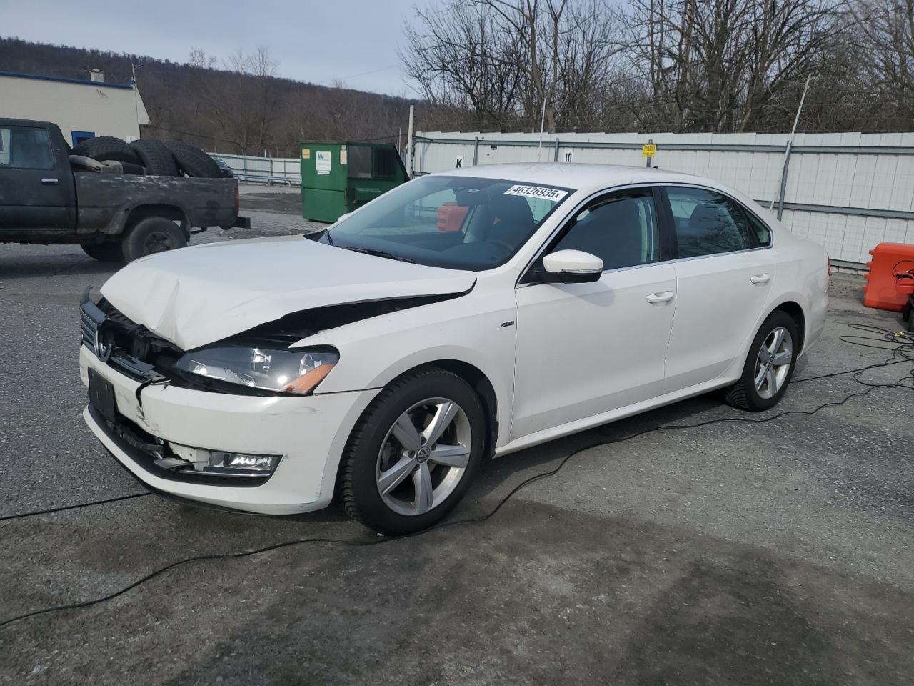 2015 VOLKSWAGEN PASSAT S