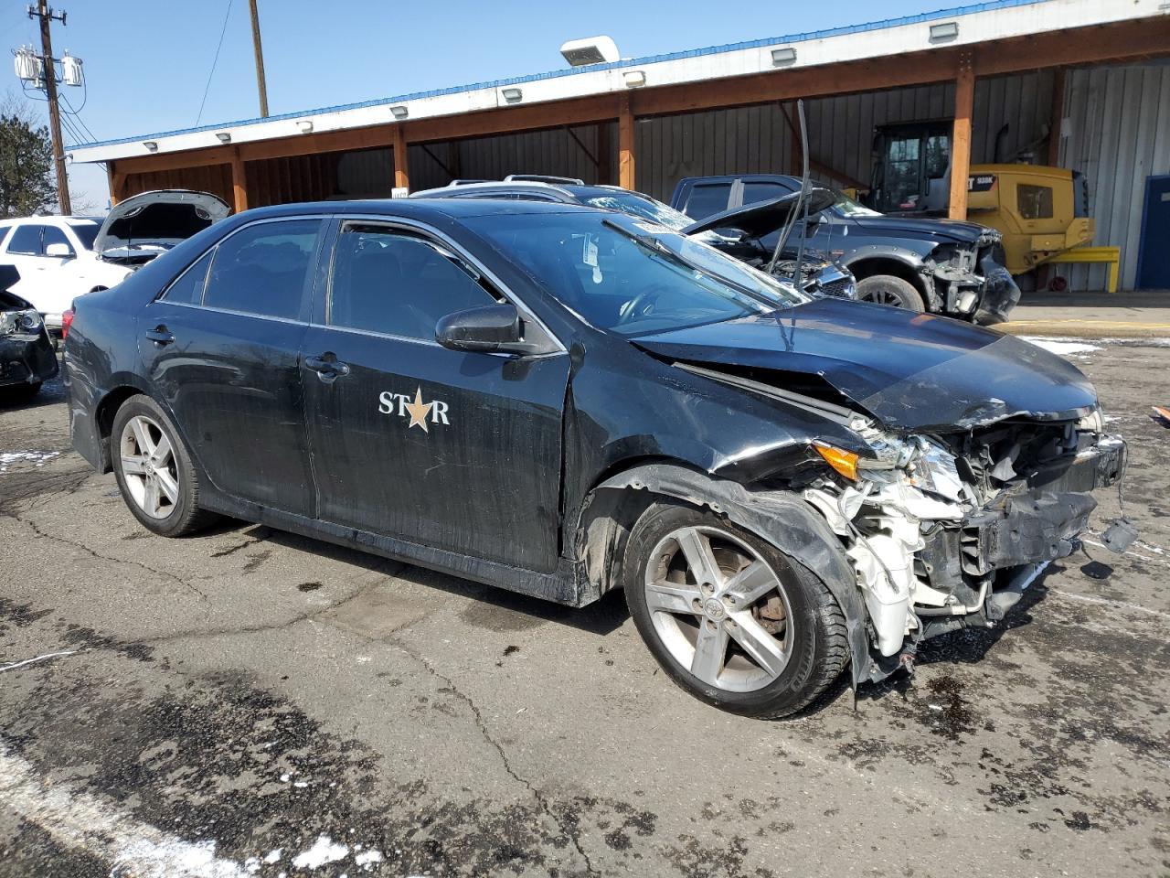2014 TOYOTA CAMRY L - Фото 4