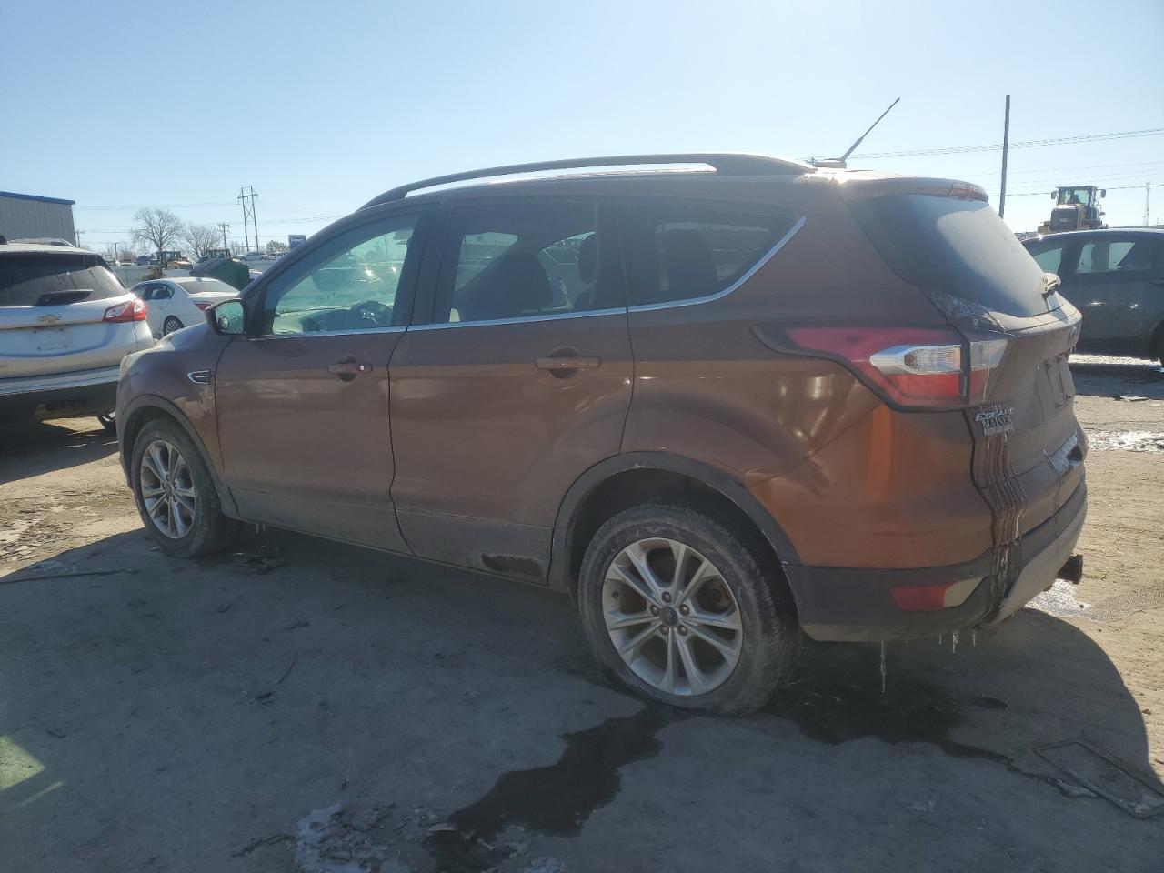 2017 FORD ESCAPE SE - Фото 2