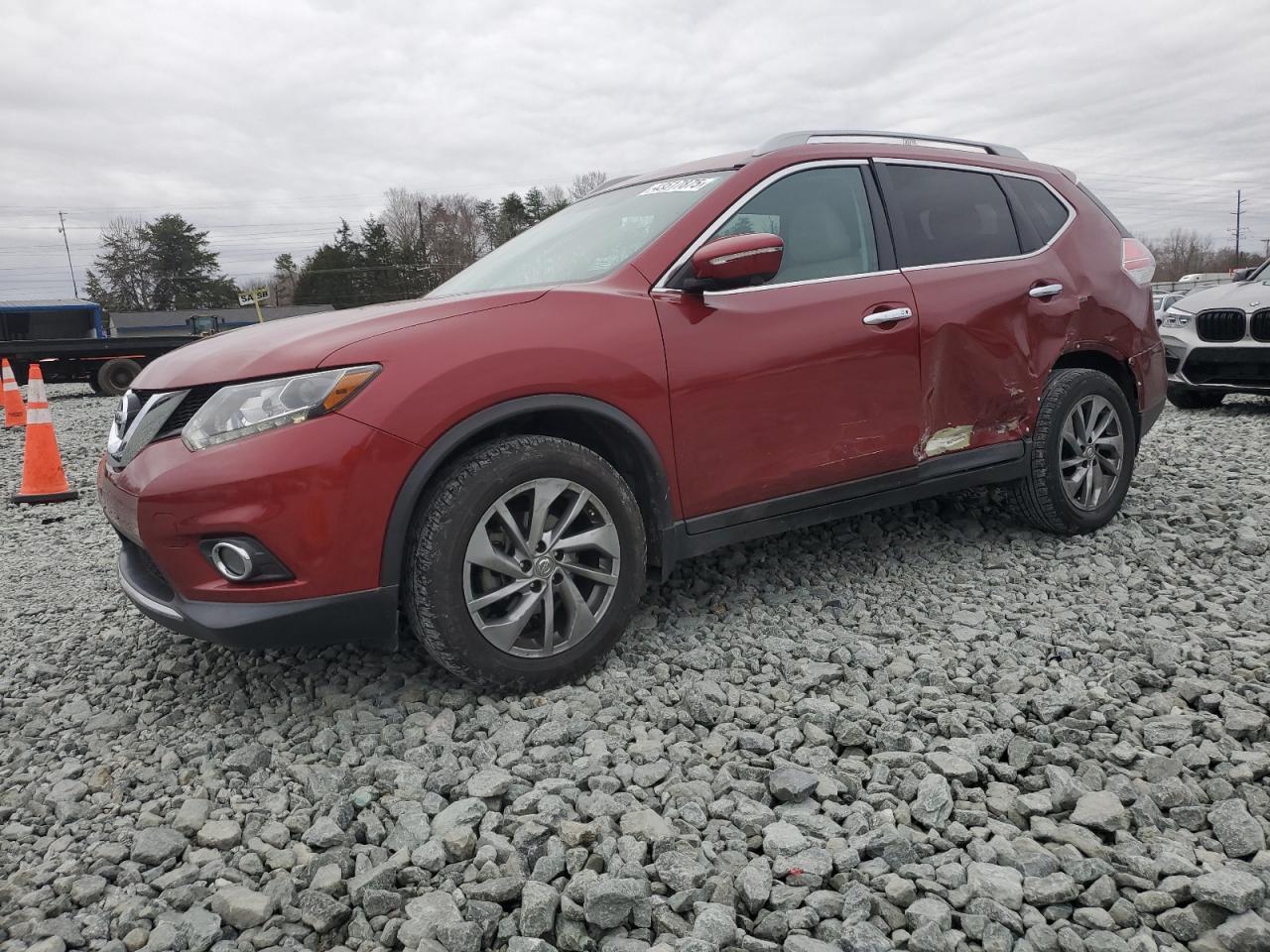 2015 NISSAN ROGUE S