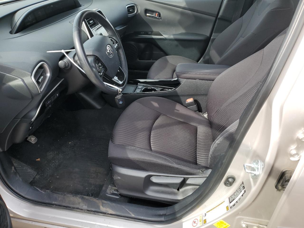 2022 TOYOTA PRIUS PRIM - Фото 7