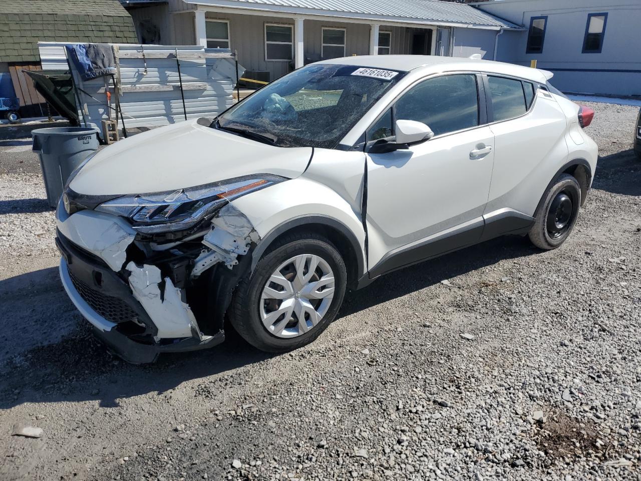 2021 TOYOTA C-HR XLE