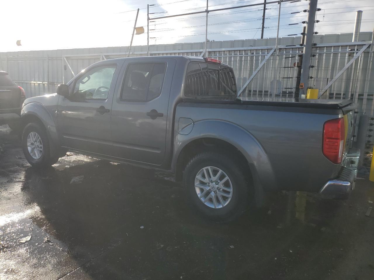 2017 NISSAN FRONTIER S - Фото 2